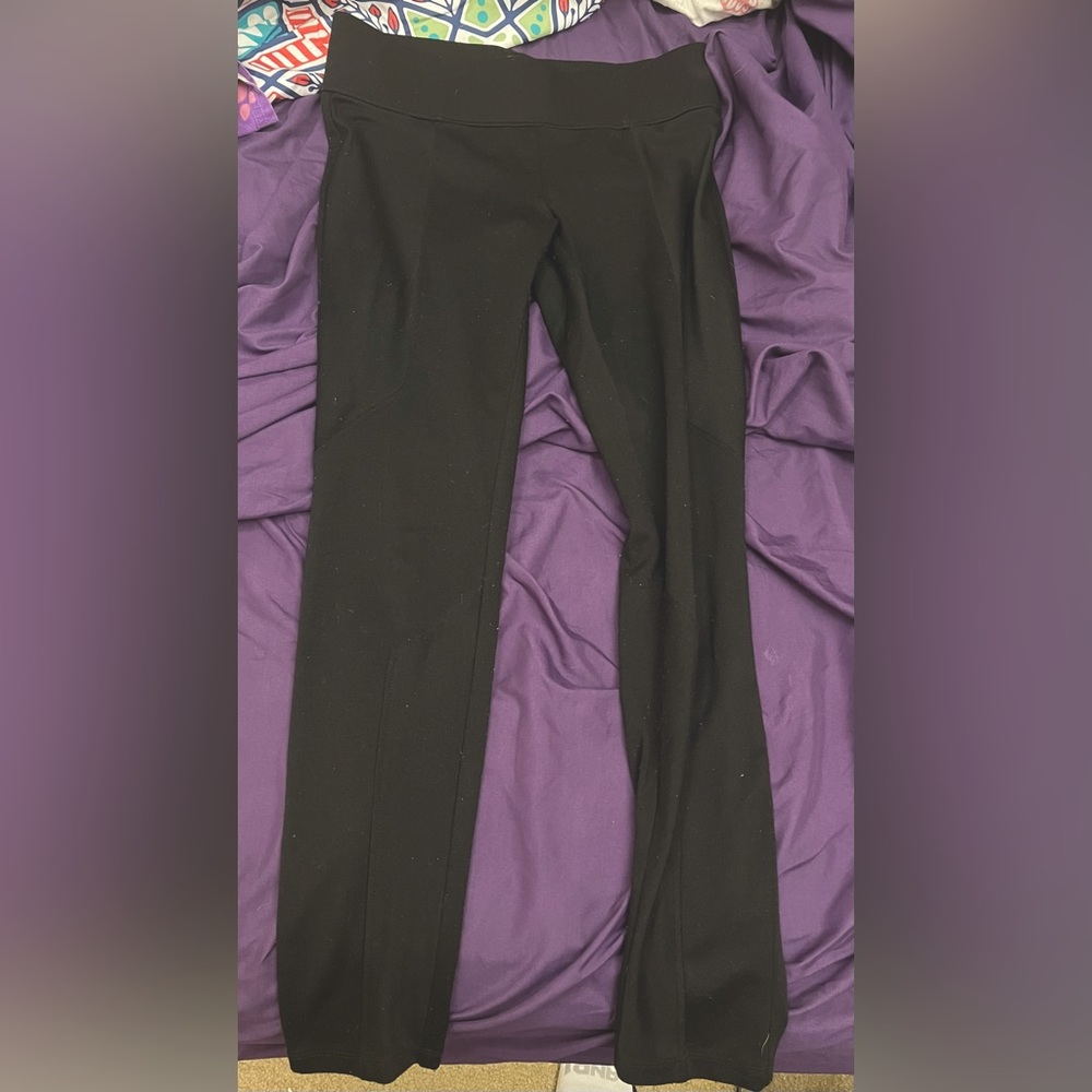 G by Guess zipper leggings. Black. Barely worn, good condition. US size M.